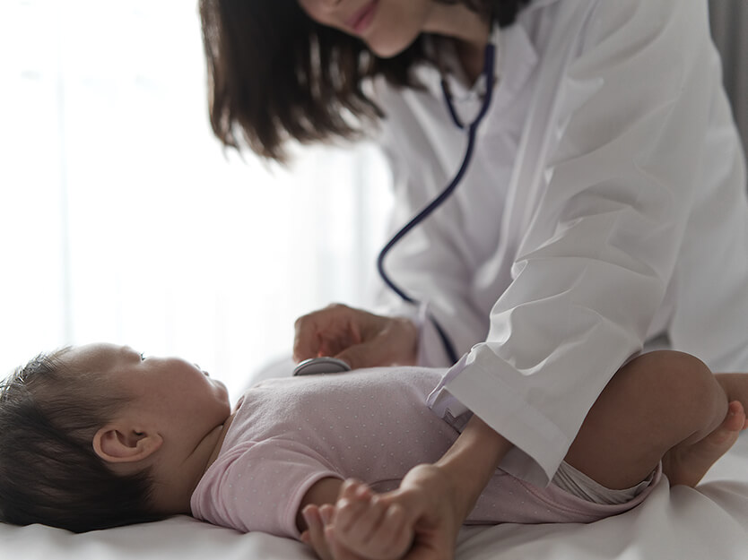 ¡No tardes en llevar a tu bebé con el médico! | Bebés | San Pablo Farmacia