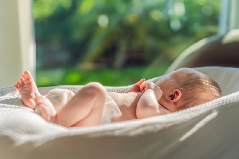 Baños de sol. ¿Cuánto tiempo puede estar mi bebé en el sol? | Bebés | San Pablo Farmacia