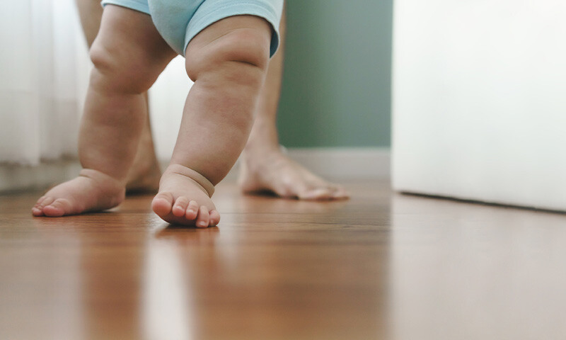 disminuir-miedo-bebe-al-caminar