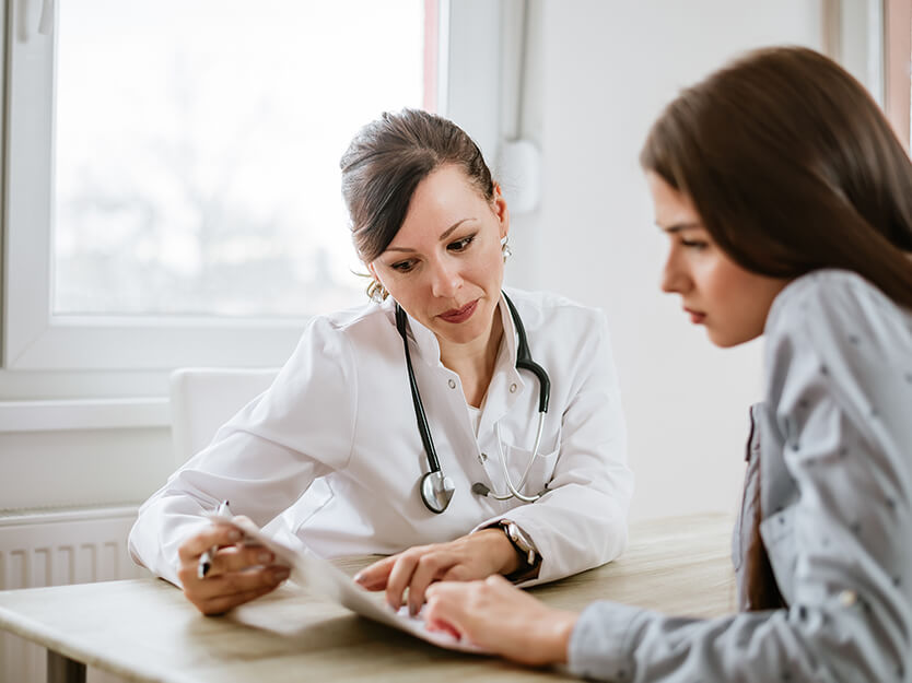No te quedes sólo con lo que sientes, ¡consulta al médico! | Bebés | San Pablo Farmacia
