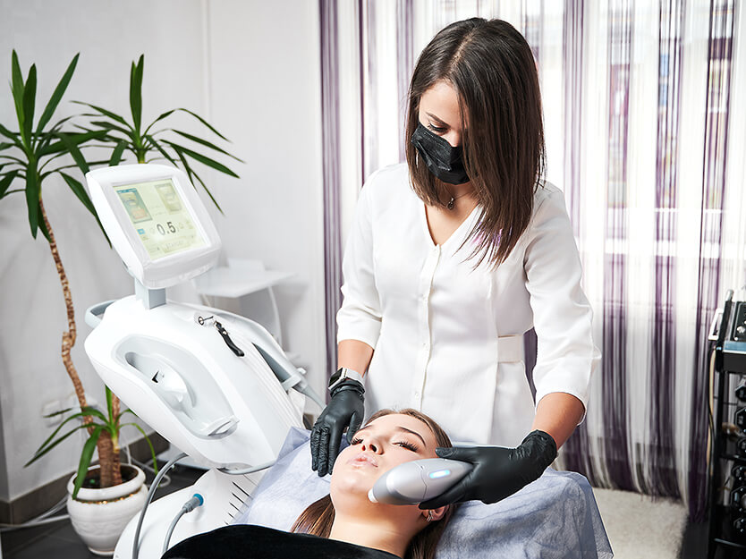 Consulta al dermatólogo | Microdermoabrasión: ¿qué es? | Dermocosméticos | San Pablo Farmacia