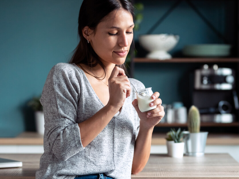 ¿Cómo ayudan los probióticos y prebióticos a la microbiota intestinal? | Blog | San Pablo Natural