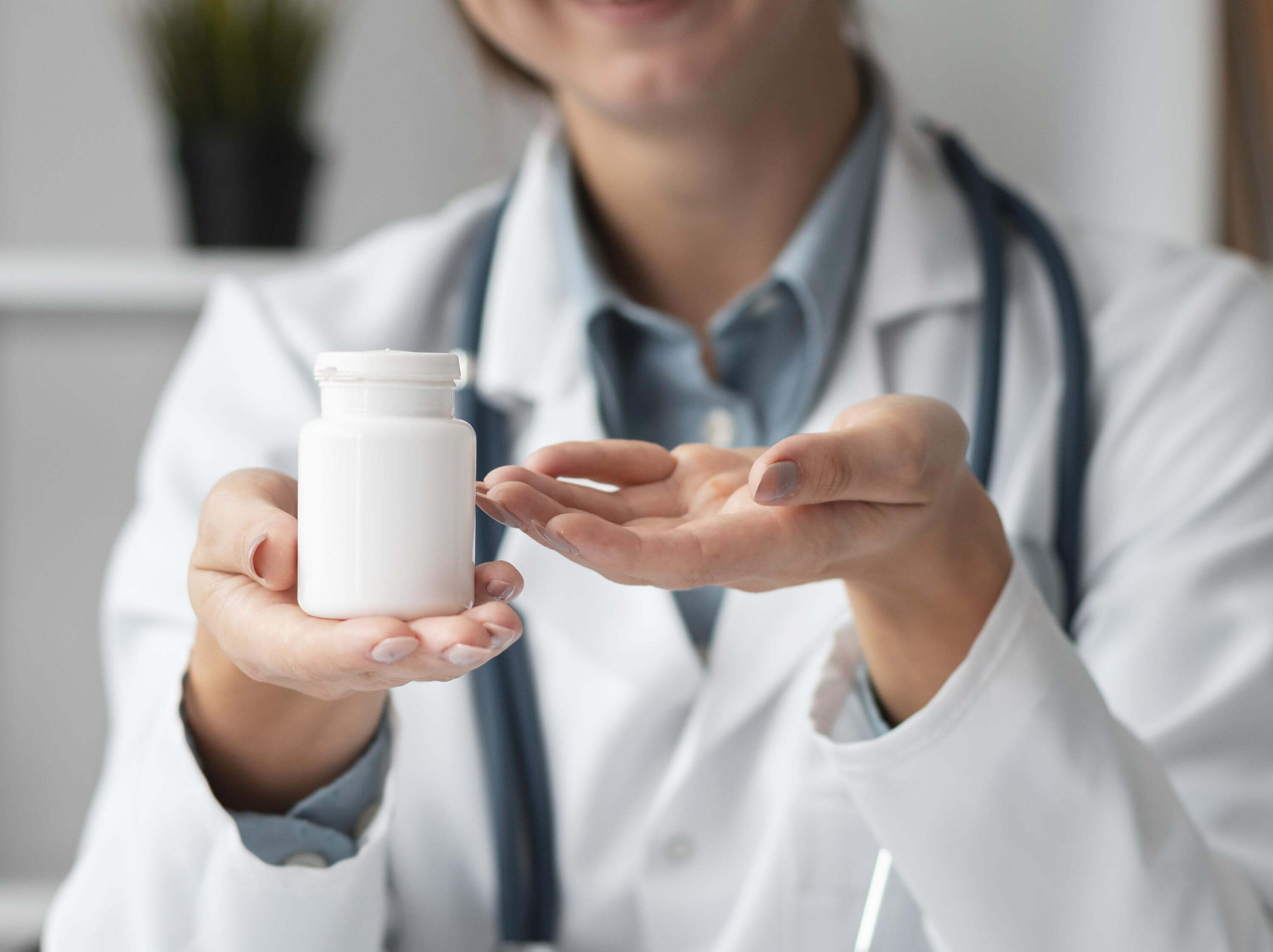 Acude al médico e infórmate | ¿Creatina antes o después de entrenar? | Blog | San Pablo Natural