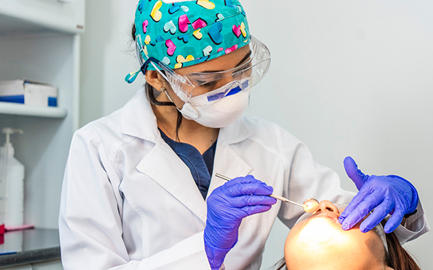 Consulta a un experto | Remedios caseros para el dolor de muela | Blog | San Pablo Natural